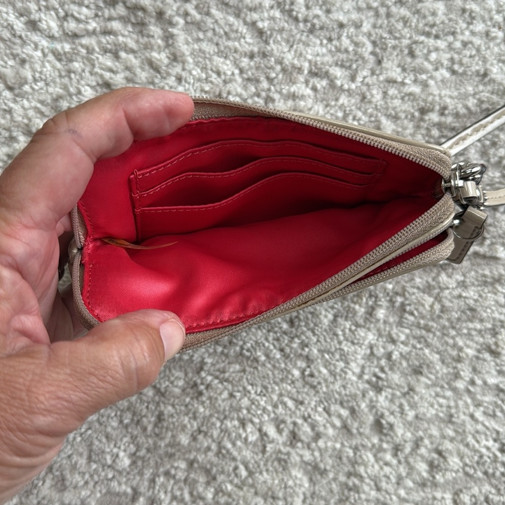 COACH Colorful Poppy with Taupe Patent Leather Details - Authentic- Gently Used - Picture 6 of 9